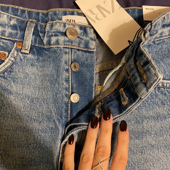 Zara denim shorts - Picture 3 of 4